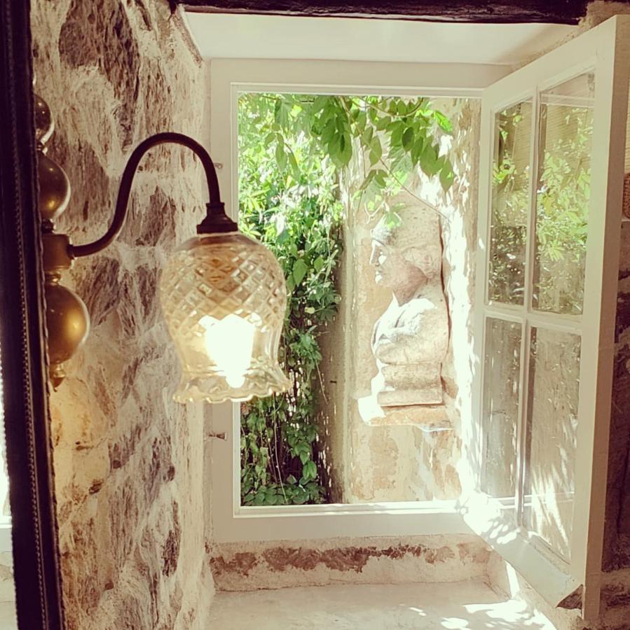 Holiday home Tourellerenard